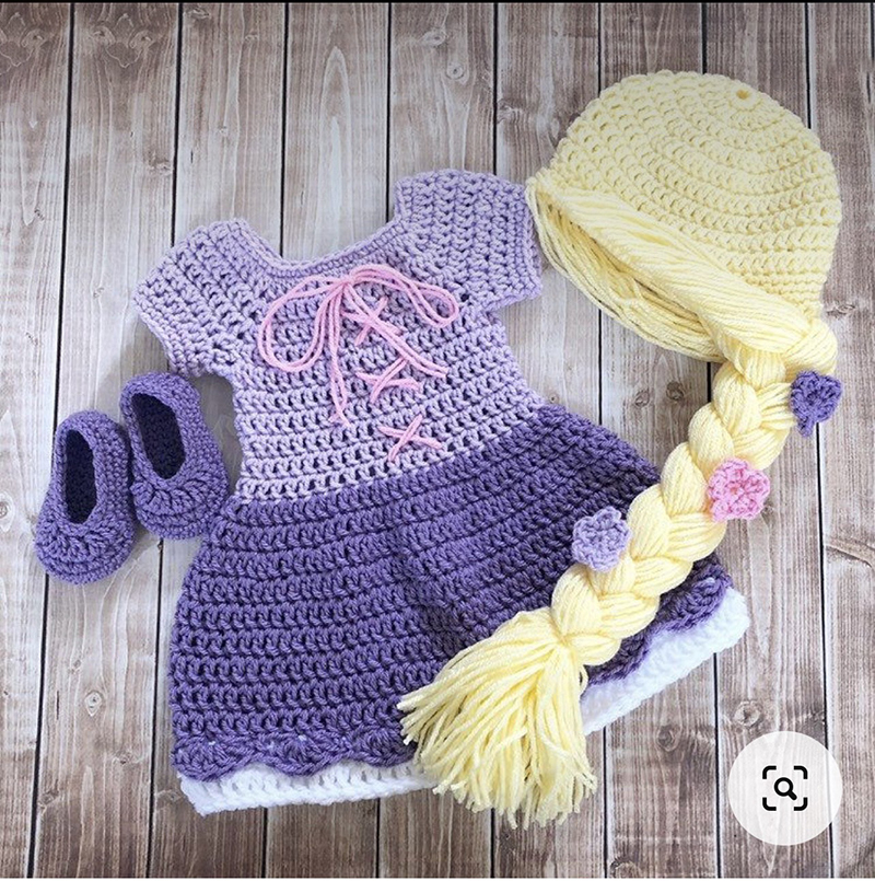 Crocheted children’s clothes